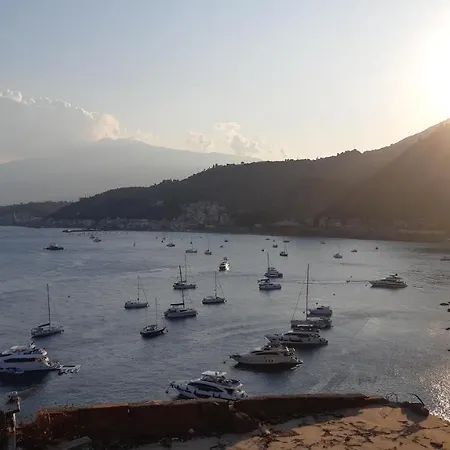 Etna Mare - Casa Vacanze - Centro - Prima Chiamaci ! Appartamento *